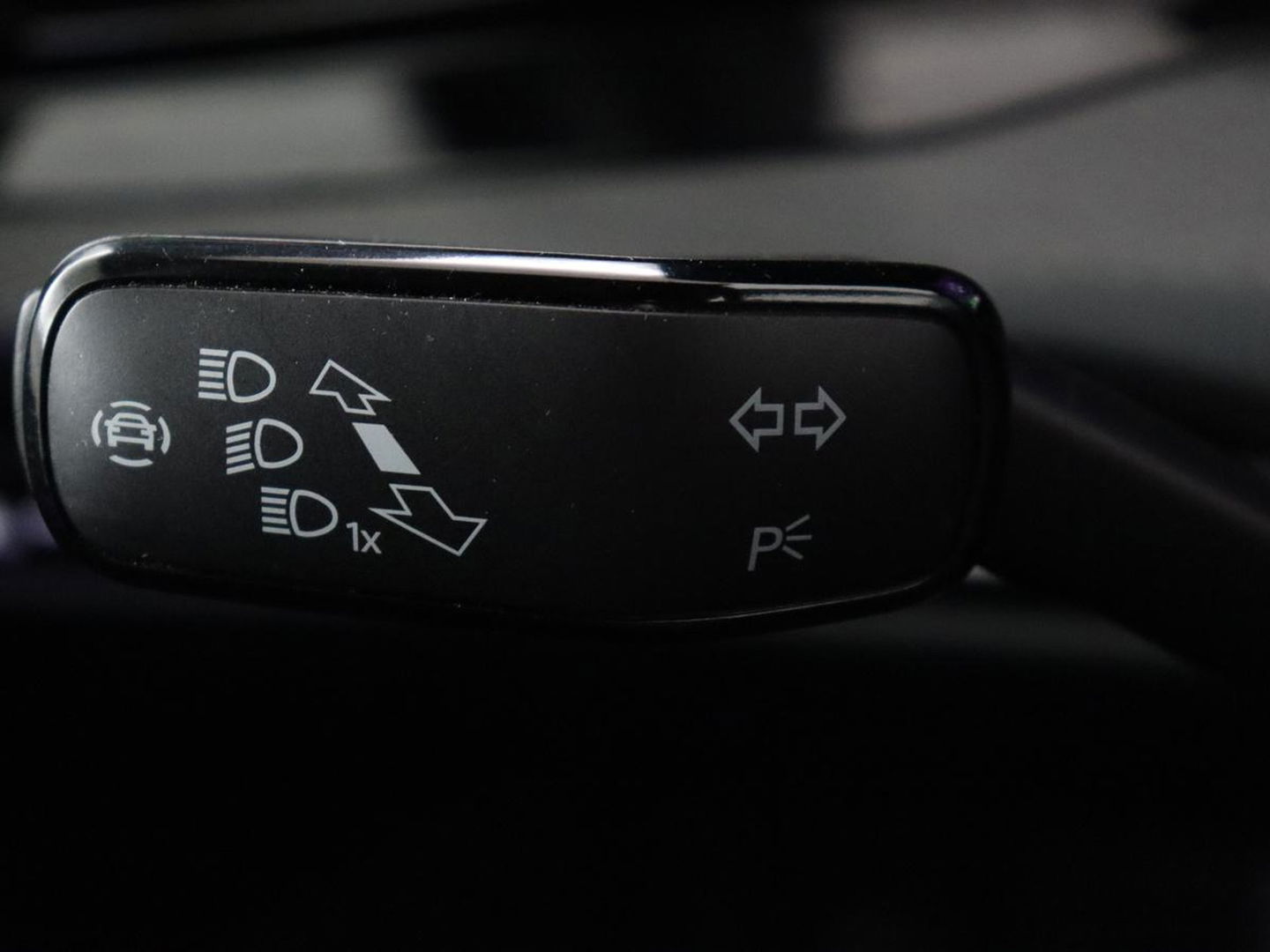 Volkswagen Golf 1.4 eHybrid GTE | Adaptive cruise | Camera | Park Assist | Carplay | Navigatie | Sfeerverlichting | LED Plus | Sportstoelen | Climate control | PHEV | Plug In