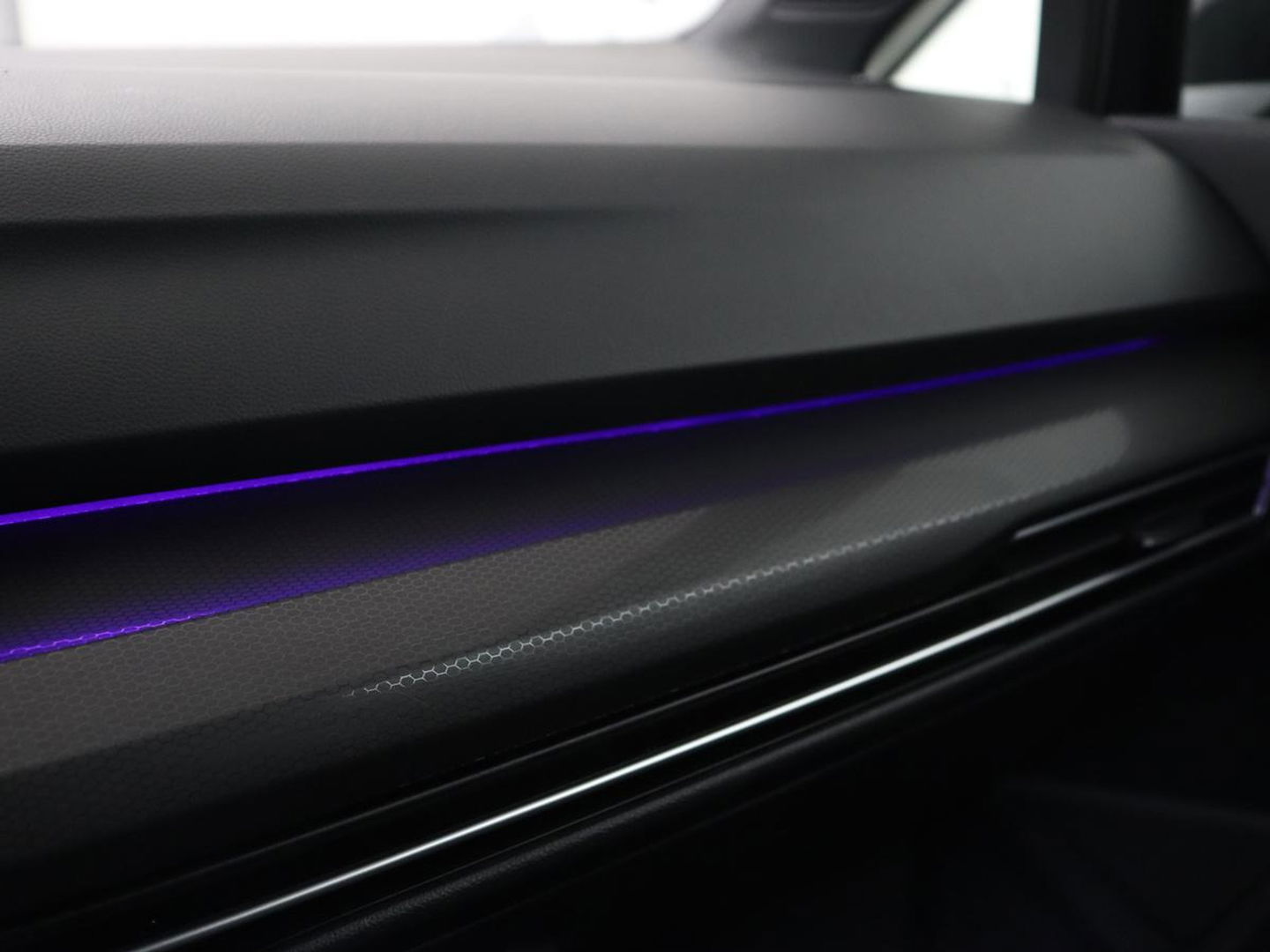 Volkswagen Golf 1.4 eHybrid GTE | Adaptive cruise | Camera | Park Assist | Carplay | Navigatie | Sfeerverlichting | LED Plus | Sportstoelen | Climate control | PHEV | Plug In