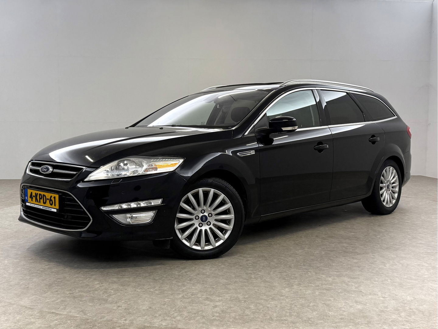 Ford Mondeo 1.6 TDCi ECOnetic | Pano | Clima | Trekh. | Cruise | Stoelverw. | Navi | Parkeersens. | Keyless | NAP
