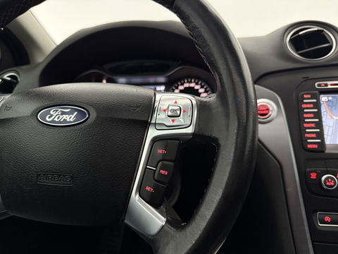 Ford Mondeo 1.6 TDCi ECOnetic | Pano | Clima | Trekh. | Cruise | Stoelverw. | Navi | Parkeersens. | Keyless | NAP