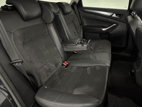 Ford Mondeo 1.6 TDCi ECOnetic | Pano | Clima | Trekh. | Cruise | Stoelverw. | Navi | Parkeersens. | Keyless | NAP