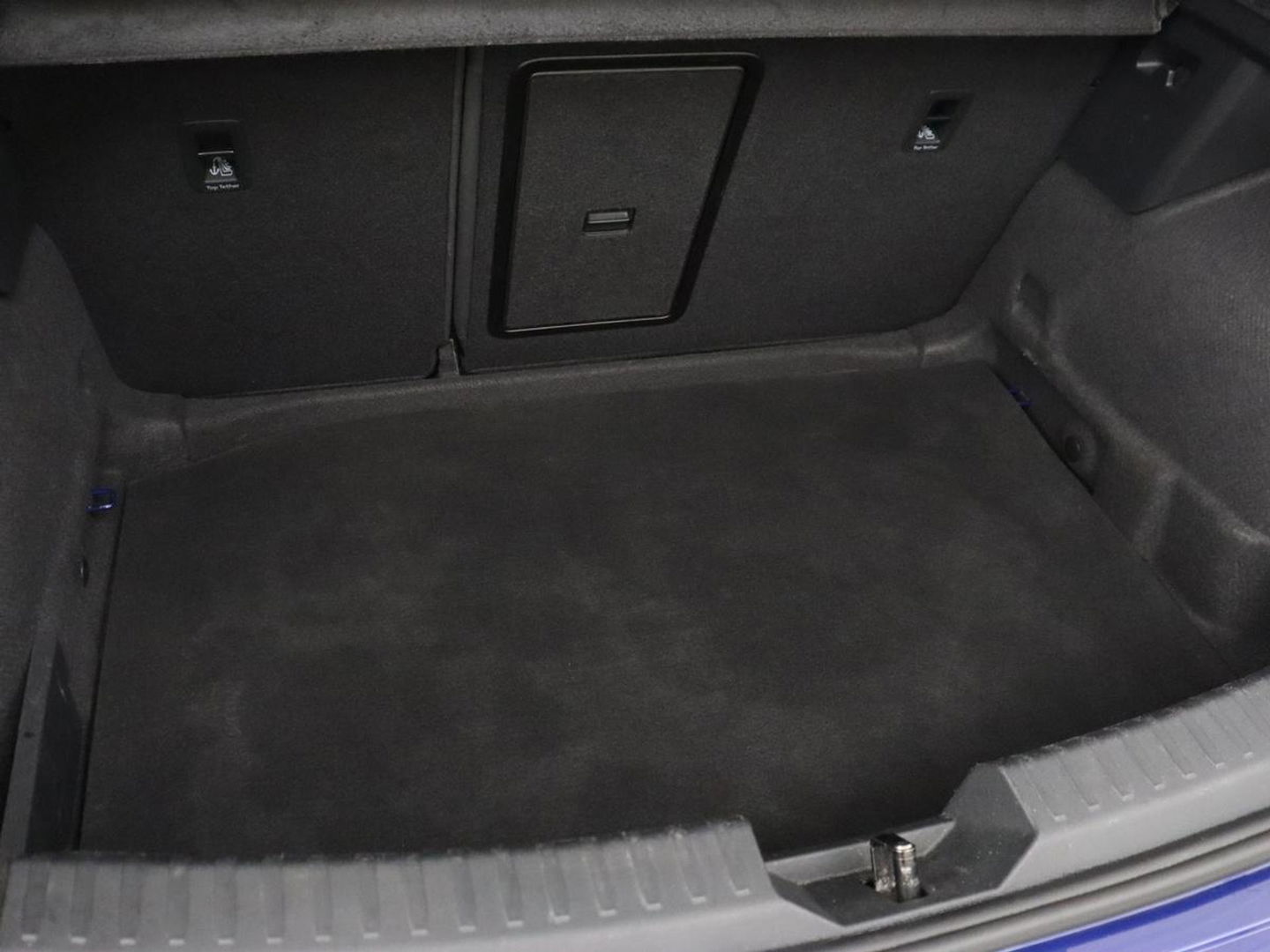 SEAT Leon 1.5 eTSI FR Intense | Stoelverwarming | Adaptive cruise | Camera | Carplay | Navigatie | Full LED | Keyless | Stuurverwarming | Climate control