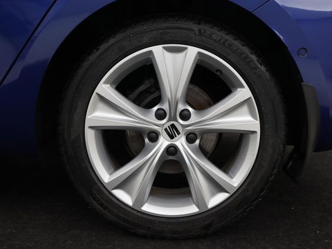 SEAT Leon 1.5 eTSI FR Intense | Stoelverwarming | Adaptive cruise | Camera | Carplay | Navigatie | Full LED | Keyless | Stuurverwarming | Climate control