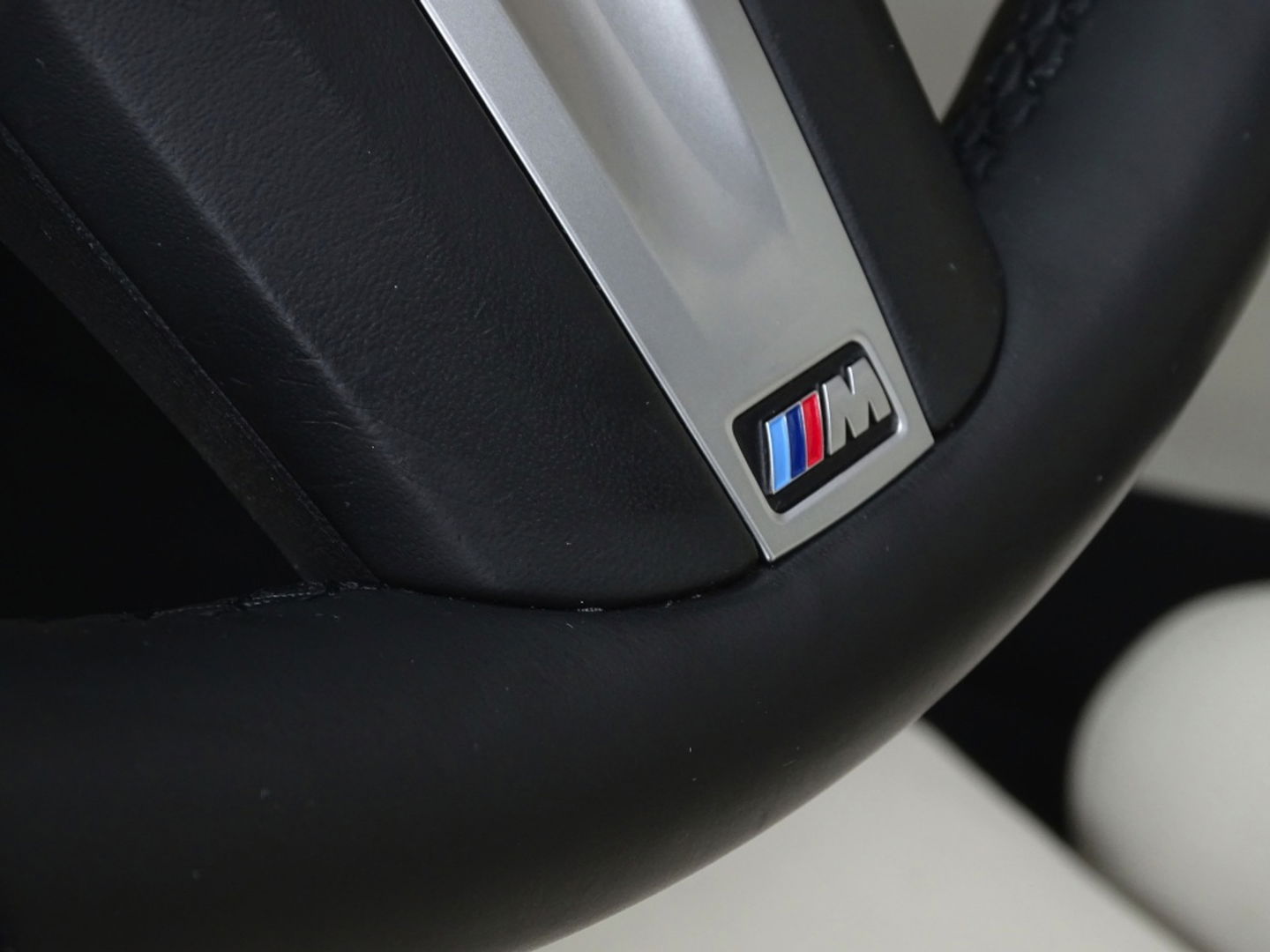 BMW 6 Serie Gran Turismo 640i 341PK / M-Sport / High Executive / Harman Kardon / LED