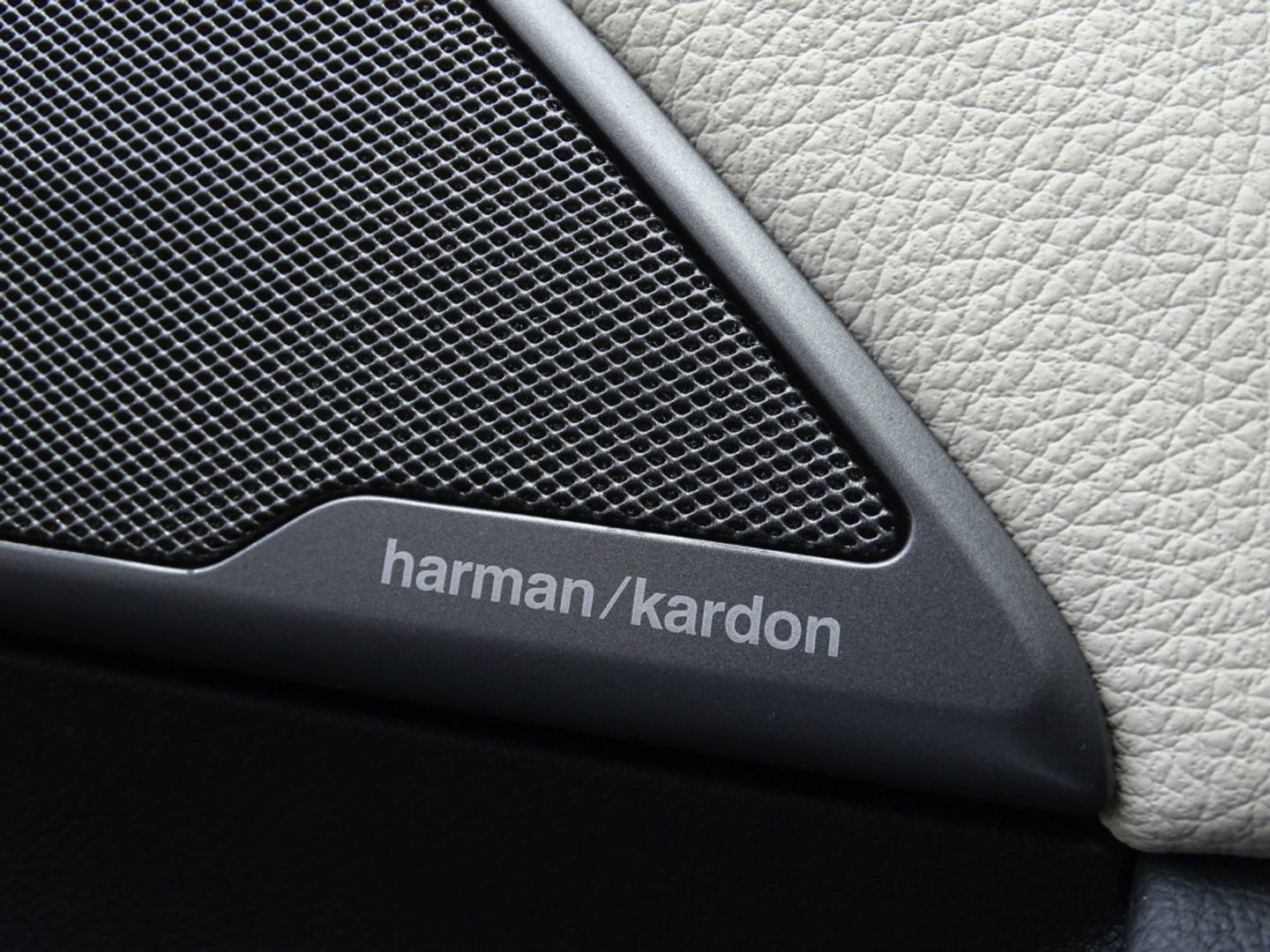 BMW 6 Serie Gran Turismo 640i 341PK / M-Sport / High Executive / Harman Kardon / LED