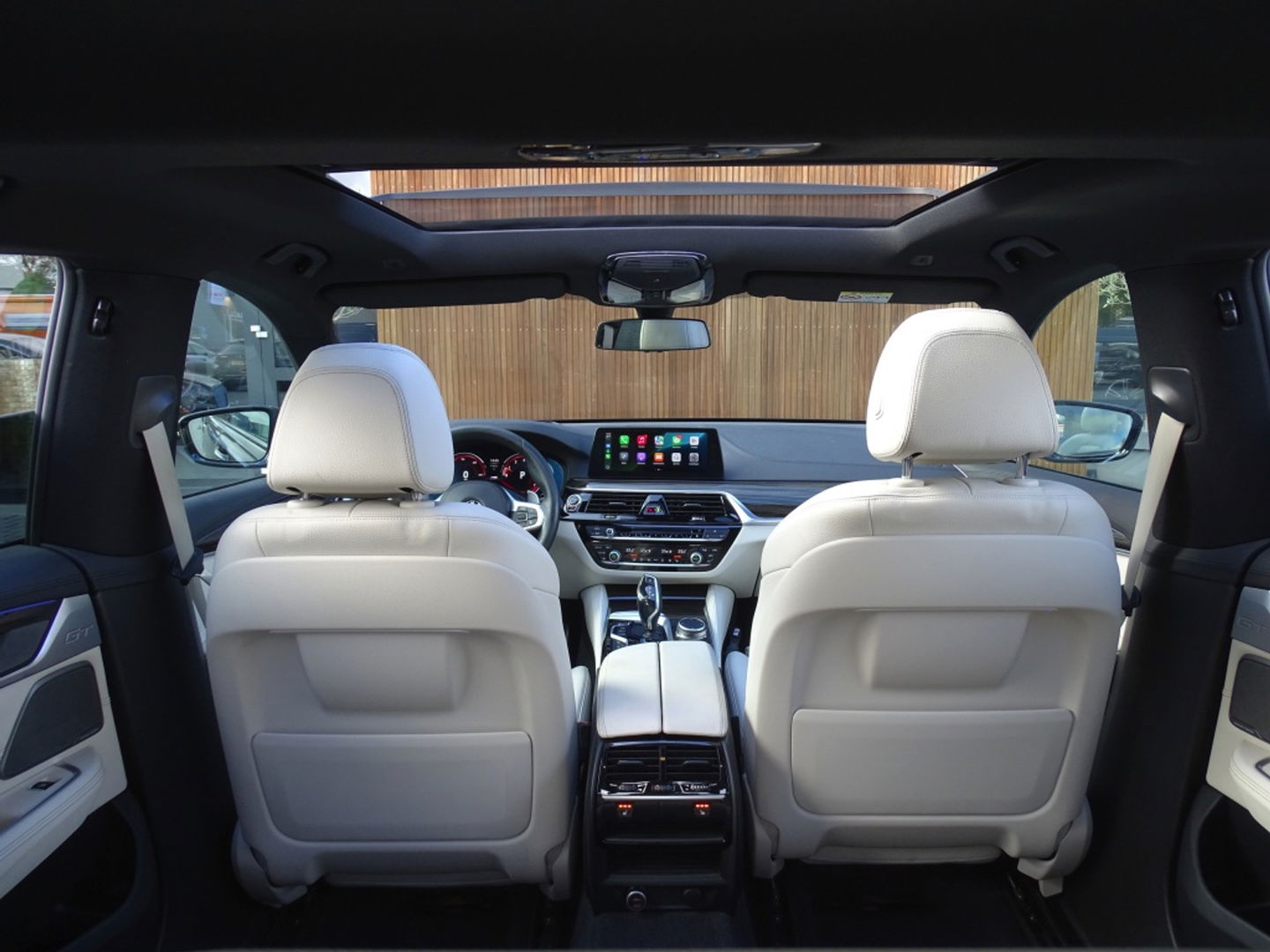 BMW 6 Serie Gran Turismo 640i 341PK / M-Sport / High Executive / Harman Kardon / LED