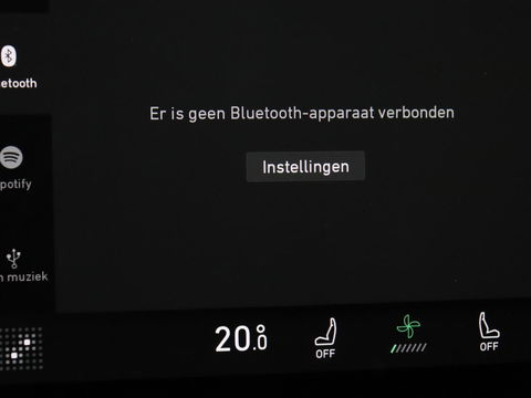 Lynk & Co 01 1.5 Plug In | Panoramadak | Infinity by Harman | Camera | Adaptive cruise | Stoelverwarming | Carplay | Memory | Full LED | PHEV