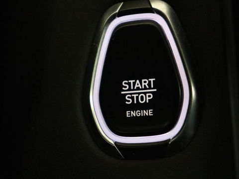 Lynk & Co 01 1.5 Plug In | Panoramadak | Infinity by Harman | Camera | Adaptive cruise | Stoelverwarming | Carplay | Memory | Full LED | PHEV