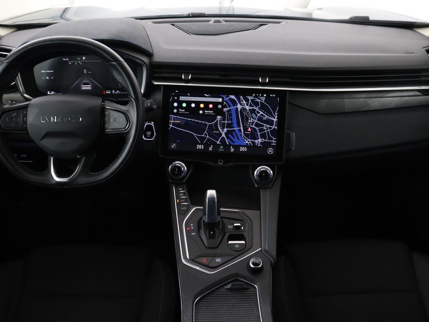 Lynk & Co 01 1.5 Plug In | Panoramadak | Infinity by Harman | Camera | Adaptive cruise | Stoelverwarming | Carplay | Memory | Full LED | PHEV