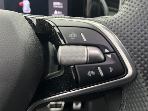 Škoda Kodiaq 1.5 TSI PHEV Sportline Business | PANO | TREKHAAK | LIGHT & VIEW