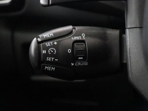 Citroën C5 Aircross 1.6 Plug-in Hybrid 225 Feel | Camera | Carplay | Half leder | Navigatie | Digital Cockpit | Bluetooth | Parkeerhulp | PHEV | Plug In