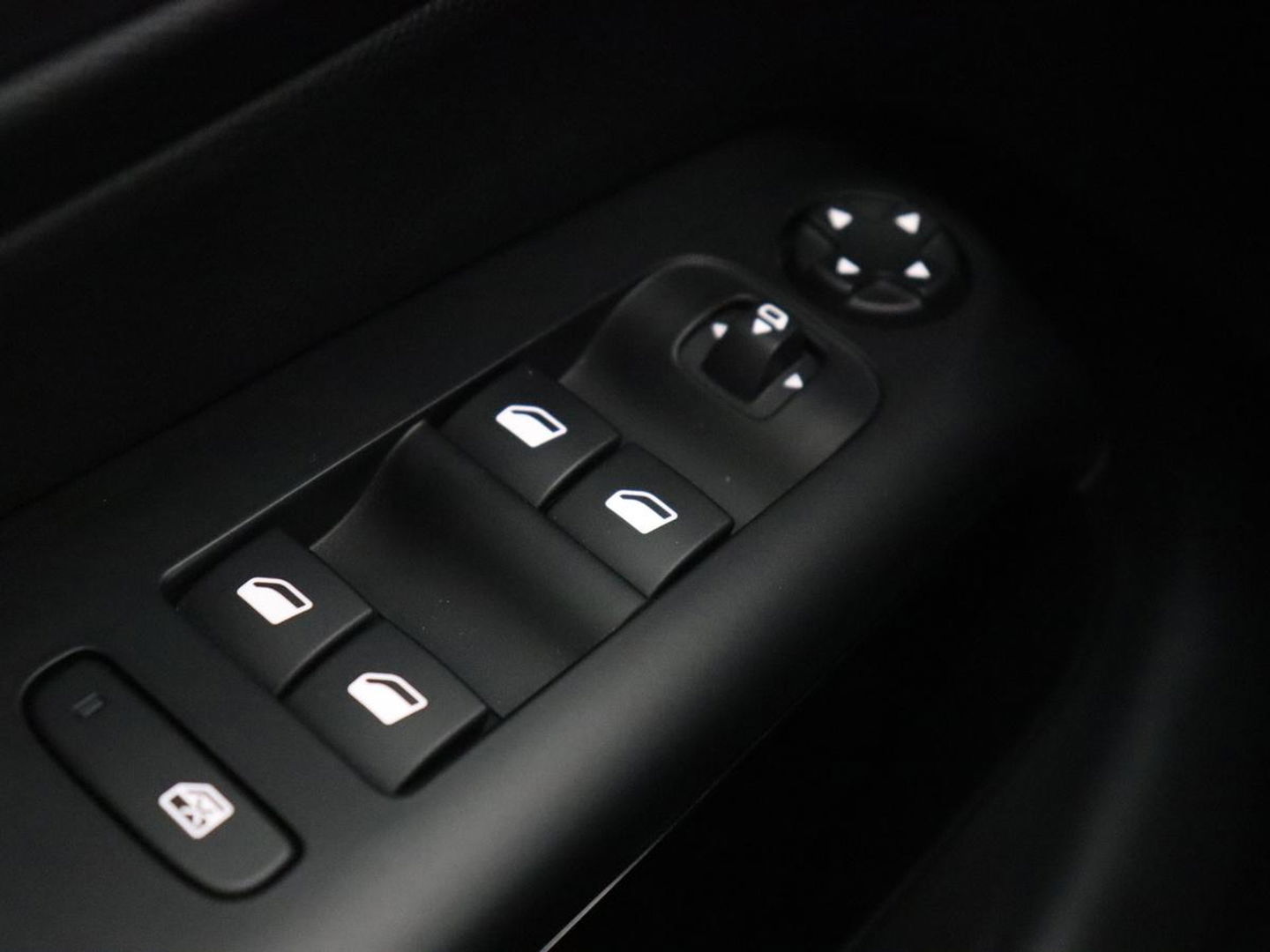 Citroën C5 Aircross 1.6 Plug-in Hybrid 225 Feel | Camera | Carplay | Half leder | Navigatie | Digital Cockpit | Bluetooth | Parkeerhulp | PHEV | Plug In