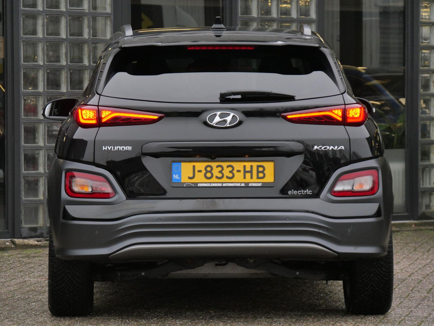Hyundai KONA EV 64kWh PREMIUM/ LEER/ HEAD-UP/ BLINDSPOT/ KEYLESS/ SOH 100%