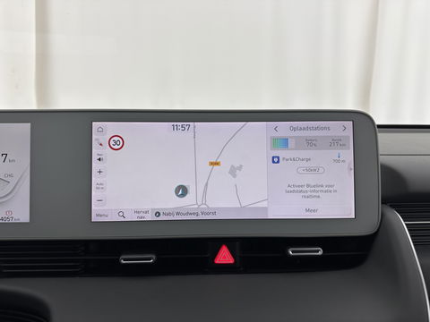 Hyundai IONIQ 5 Lounge 73kWh [ 3-Fase ] {SOH-98%} (INCL-BTW) Aut *HEAD-UP | HEATPUMP | LEATHER | PREMIUM-AUDIO | FULL-LED | ADAPTIVE-CRUISE | BLIND-SPOT | DIGI-COCKPIT | AMBIENT-LIGHT | DAB | SHIFT-PADDLES | HEAD-UP | NAVI-FULLMAP | KEYLESS