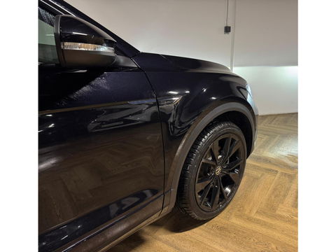 Volkswagen T-Roc 1.5 TSI R-Line Edition PANO KEYLESS CAM