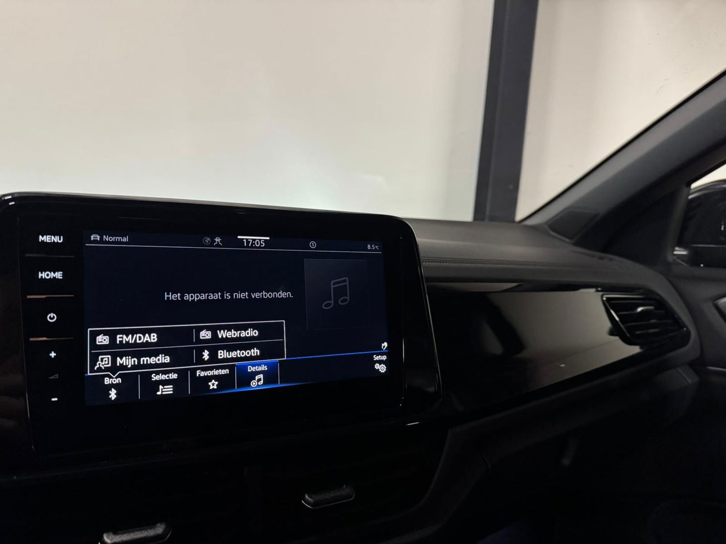 Volkswagen T-Roc 1.5 TSI R-Line Edition PANO KEYLESS CAM