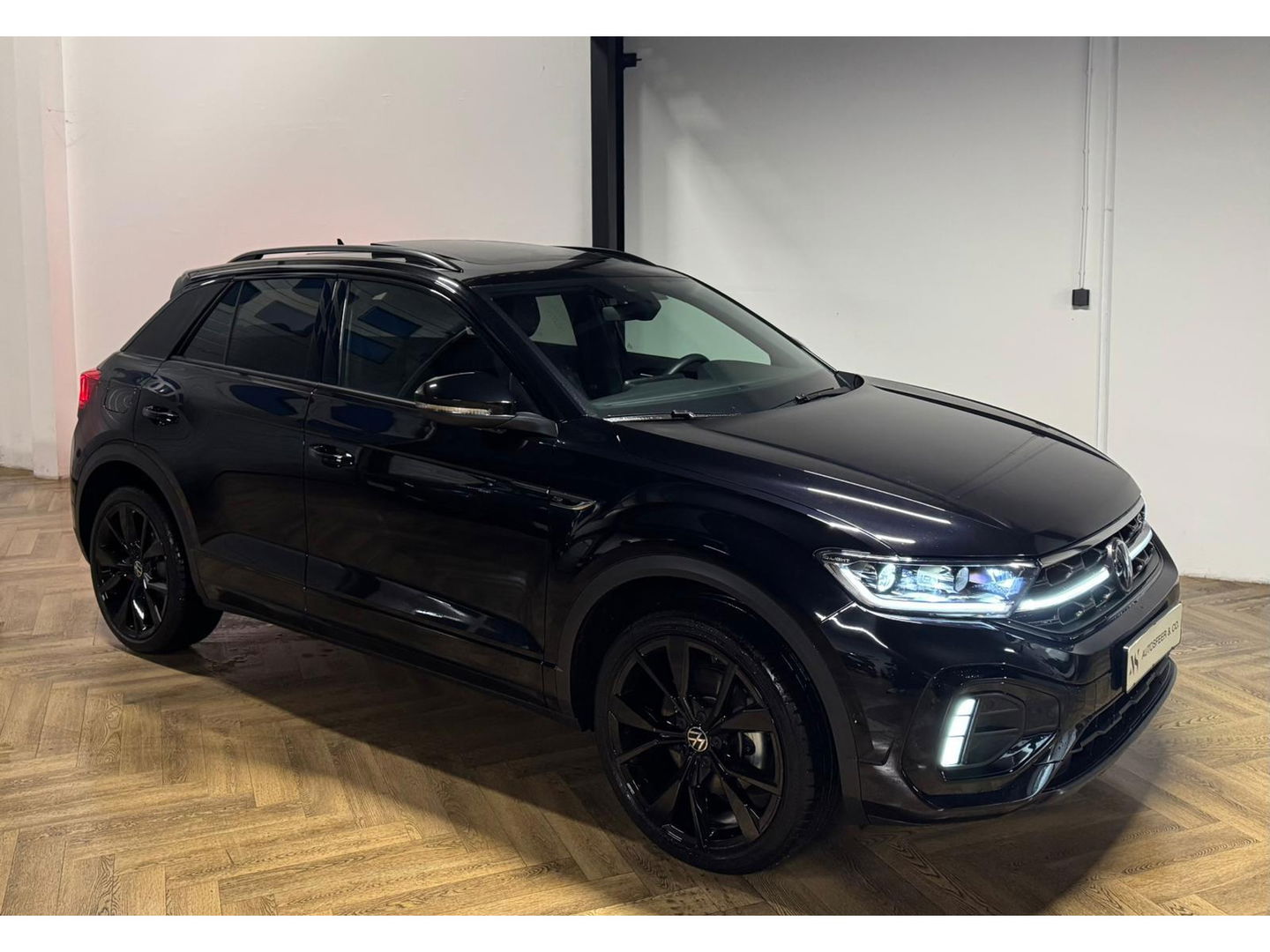 Volkswagen T-Roc 1.5 TSI R-Line Edition PANO KEYLESS CAM