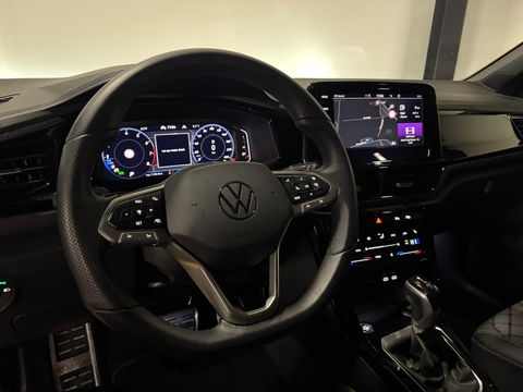 Volkswagen T-Roc 1.5 TSI R-Line Edition PANO KEYLESS CAM