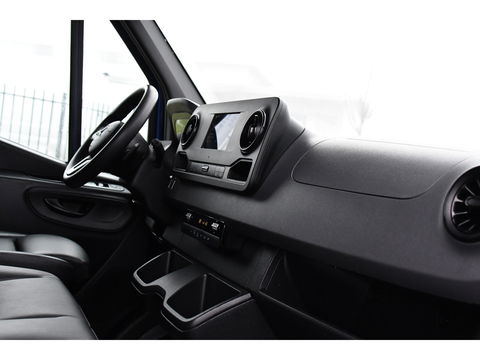 Mercedes-Benz Sprinter 316 2.2 CDI L2H1 PB Edition Camera, Cruise, Carplay, 164pk, LED, 2 x Schuifdeur, Automaat, Trekhaak, Multimedia, Uniek!