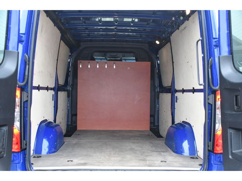 Mercedes-Benz Sprinter 316 2.2 CDI L2H1 PB Edition Camera, Cruise, Carplay, 164pk, LED, 2 x Schuifdeur, Automaat, Trekhaak, Multimedia, Uniek!