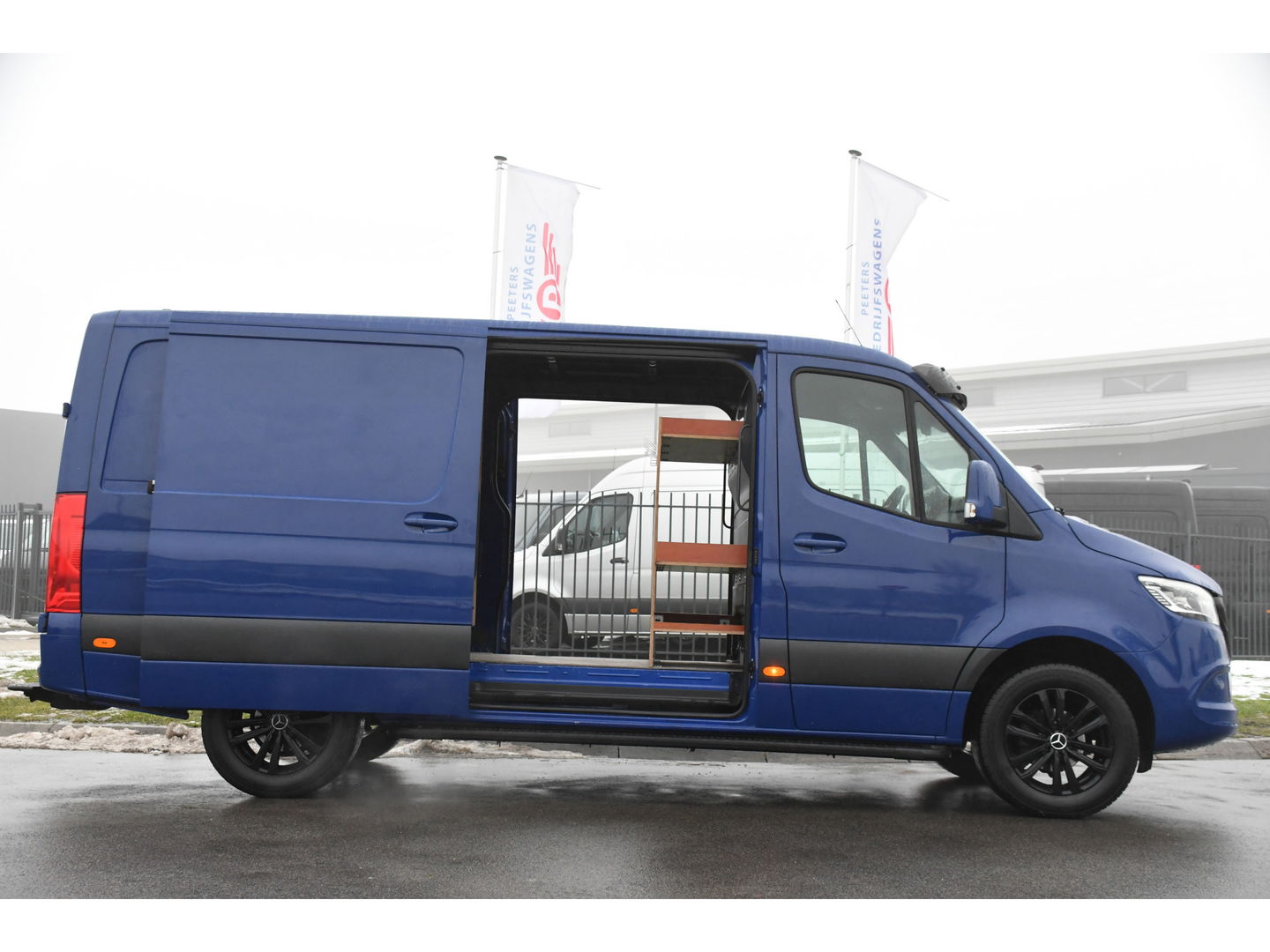 Mercedes-Benz Sprinter 316 2.2 CDI L2H1 PB Edition Camera, Cruise, Carplay, 164pk, LED, 2 x Schuifdeur, Automaat, Trekhaak, Multimedia, Uniek!