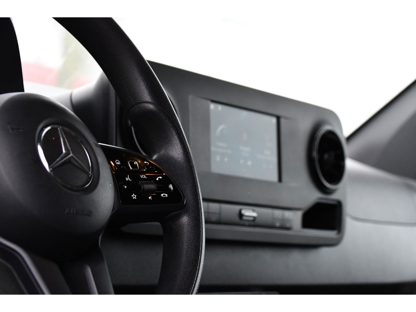 Mercedes-Benz Sprinter 316 2.2 CDI L2H1 PB Edition Camera, Cruise, Carplay, 164pk, LED, 2 x Schuifdeur, Automaat, Trekhaak, Multimedia, Uniek!