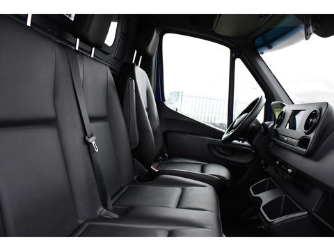 Mercedes-Benz Sprinter 316 2.2 CDI L2H1 PB Edition Camera, Cruise, Carplay, 164pk, LED, 2 x Schuifdeur, Automaat, Trekhaak, Multimedia, Uniek!