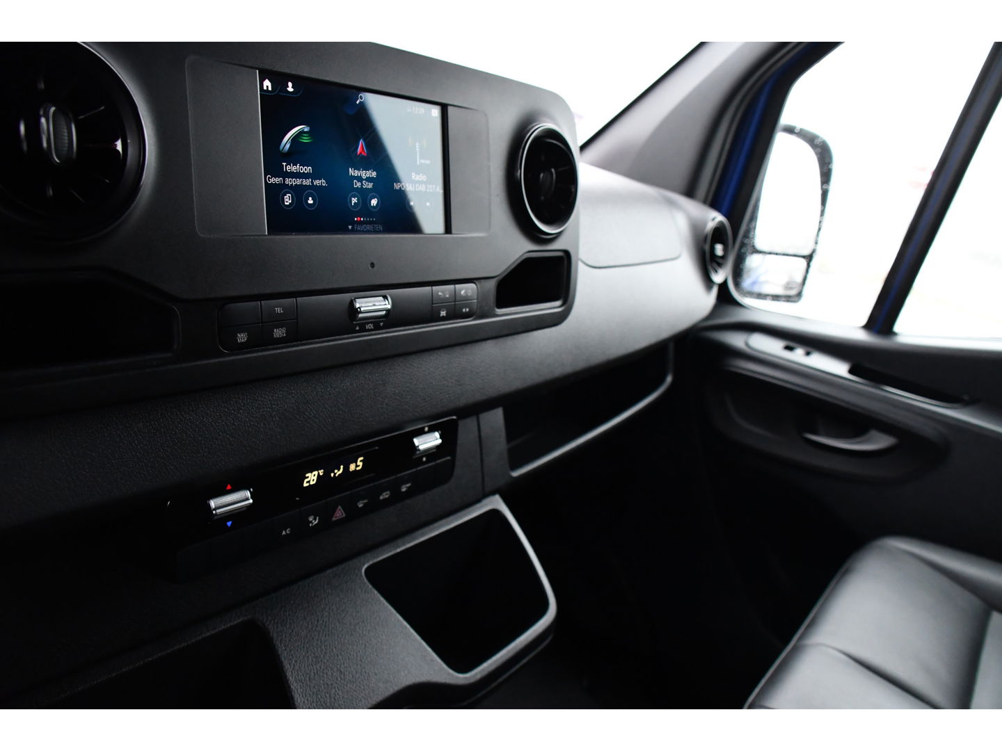 Mercedes-Benz Sprinter 316 2.2 CDI L2H1 PB Edition Camera, Cruise, Carplay, 164pk, LED, 2 x Schuifdeur, Automaat, Trekhaak, Multimedia, Uniek!