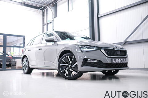 Škoda Scala 1.0 TSI Sport Business | Sportstoelen | Trekaak | NAP NL auto | LED | Adaptive cruise | Clima | Dealer oh | 17 inch | CarPlay |