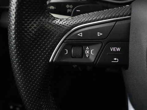 Audi Q5 55 TFSIe quattro S Line | Panoramadak | Adaptive cruise | 360 Camera | Virtual Cockpit | Half leder | Carplay | Full LED | Sportstoelen | Navigatie | PHEV | Plug In