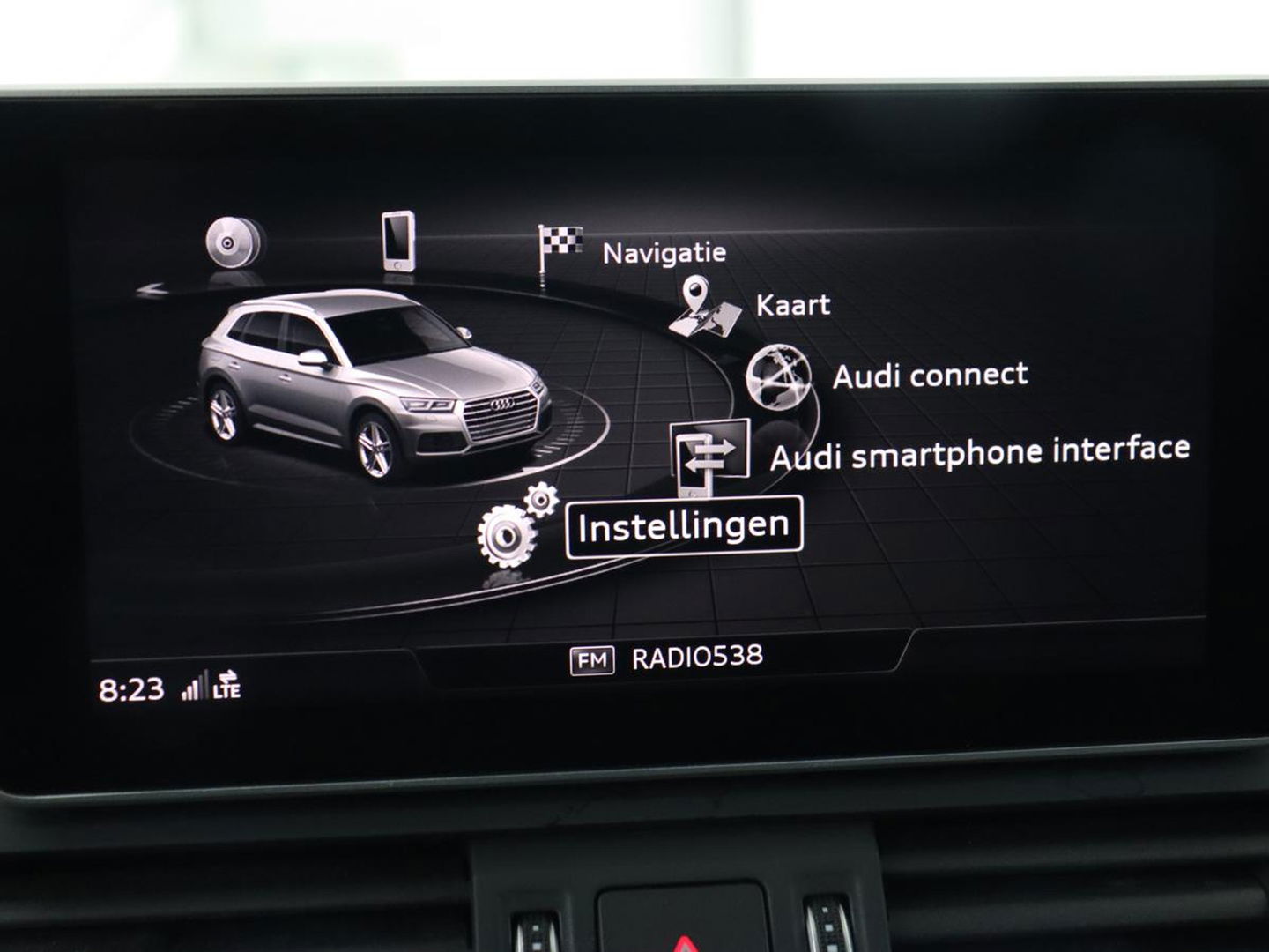 Audi Q5 55 TFSIe quattro S Line | Panoramadak | Adaptive cruise | 360 Camera | Virtual Cockpit | Half leder | Carplay | Full LED | Sportstoelen | Navigatie | PHEV | Plug In