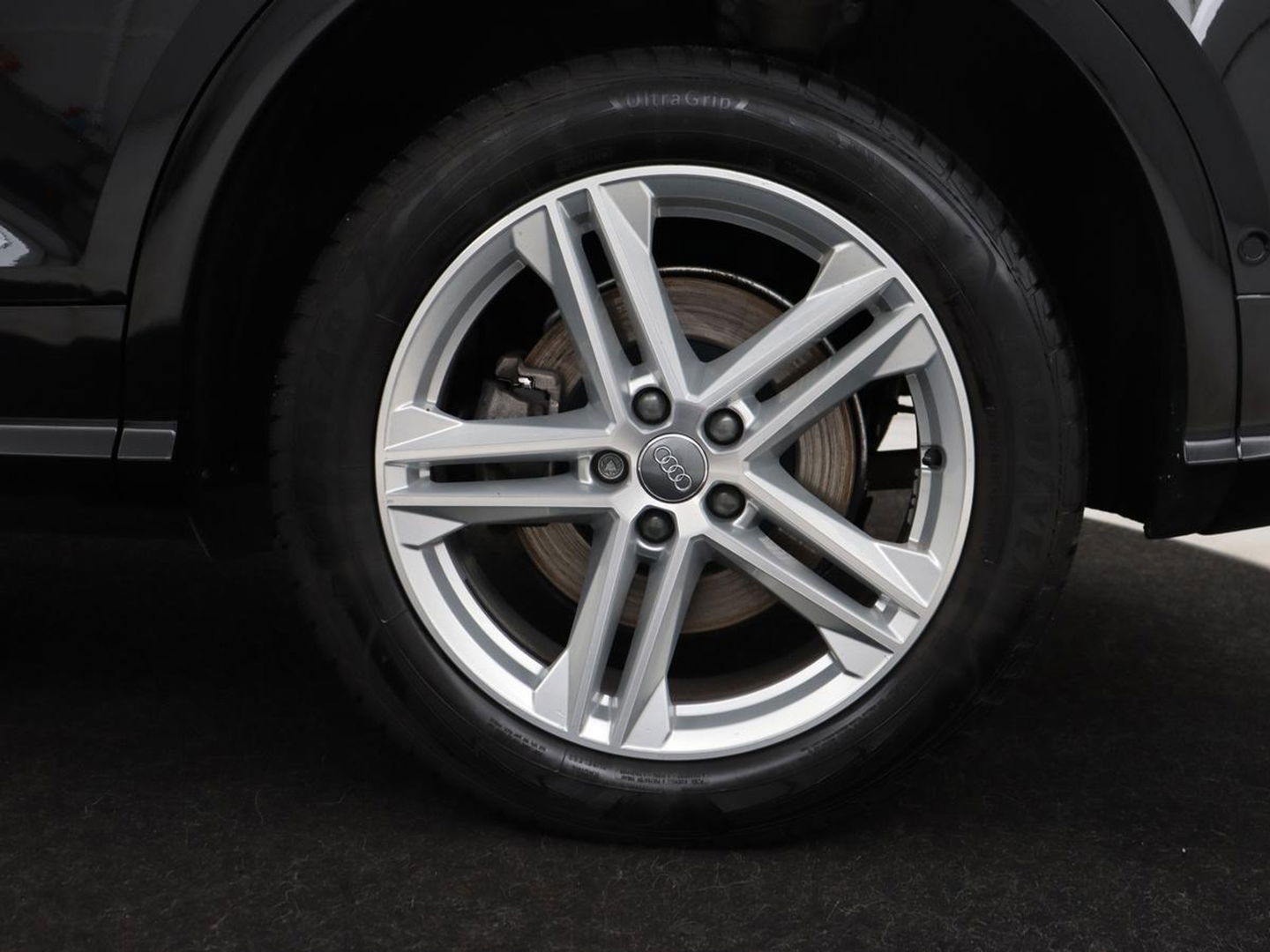 Audi Q5 55 TFSIe quattro S Line | Panoramadak | Adaptive cruise | 360 Camera | Virtual Cockpit | Half leder | Carplay | Full LED | Sportstoelen | Navigatie | PHEV | Plug In