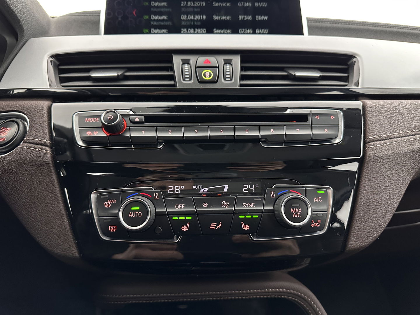 BMW X2 sDrive20i High Executive (INCL-BTW) Aut. *LEATHER | FULL-LED | HEATED-COMFORTSEATS | HEAD-UP | NAVI-FULLMAP | DAB+ | ECC | PDC | CRUISE | 17''ALU*