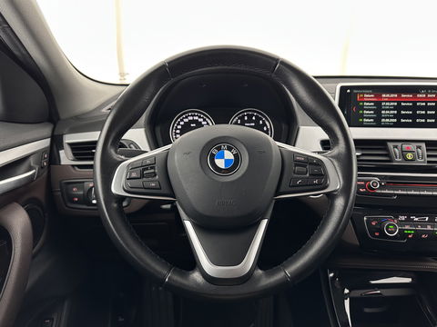 BMW X2 sDrive20i High Executive (INCL-BTW) Aut. *LEATHER | FULL-LED | HEATED-COMFORTSEATS | HEAD-UP | NAVI-FULLMAP | DAB+ | ECC | PDC | CRUISE | 17''ALU*
