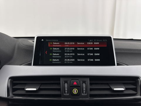 BMW X2 sDrive20i High Executive (INCL-BTW) Aut. *LEATHER | FULL-LED | HEATED-COMFORTSEATS | HEAD-UP | NAVI-FULLMAP | DAB+ | ECC | PDC | CRUISE | 17''ALU*