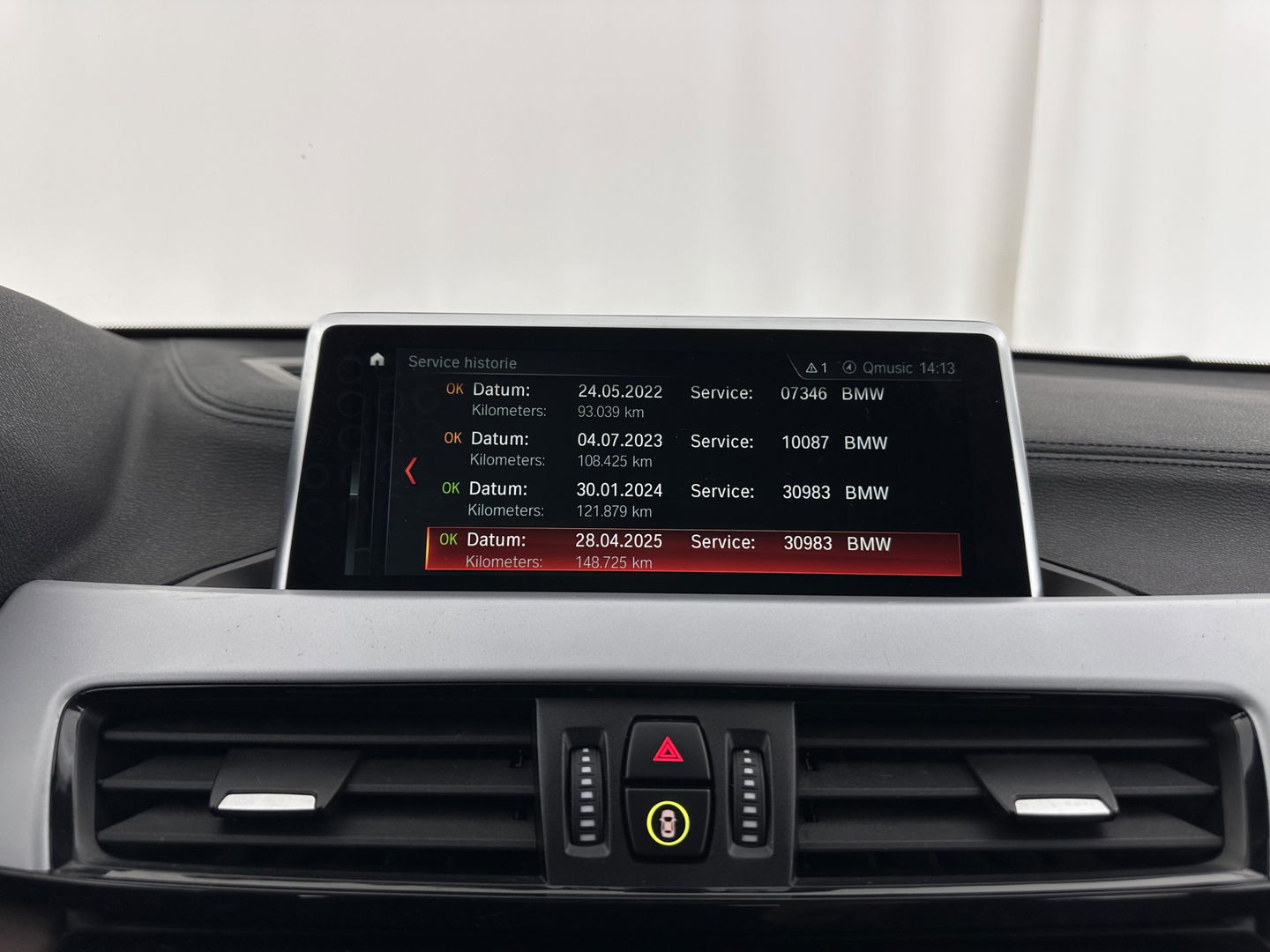 BMW X2 sDrive20i High Executive (INCL-BTW) Aut. *LEATHER | FULL-LED | HEATED-COMFORTSEATS | HEAD-UP | NAVI-FULLMAP | DAB+ | ECC | PDC | CRUISE | 17''ALU*