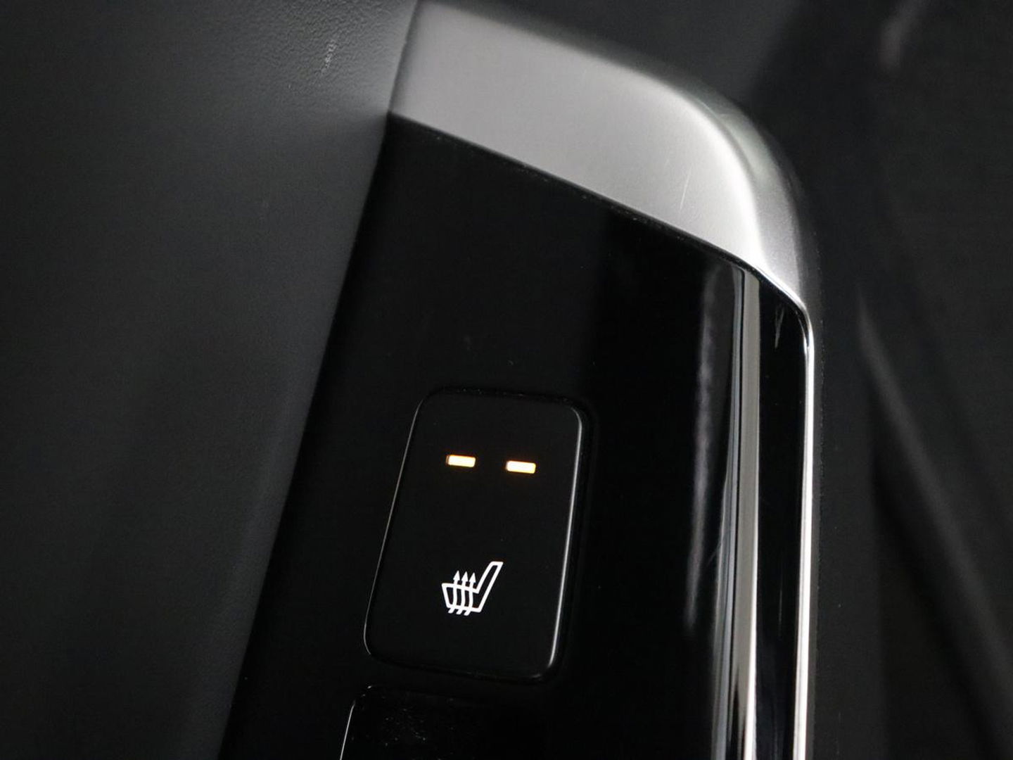 Kia Ev6 Plus 58 kWh | Stoelventilatie | Leder | Warmtepomp | Adaptive cruise | Carplay | Camera | Stoel & stuurverwarming | 19'' | Sfeerverlichting | Navigatie | Keyless