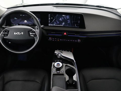Kia Ev6 Plus 58 kWh | Stoelventilatie | Leder | Warmtepomp | Adaptive cruise | Carplay | Camera | Stoel & stuurverwarming | 19'' | Sfeerverlichting | Navigatie | Keyless