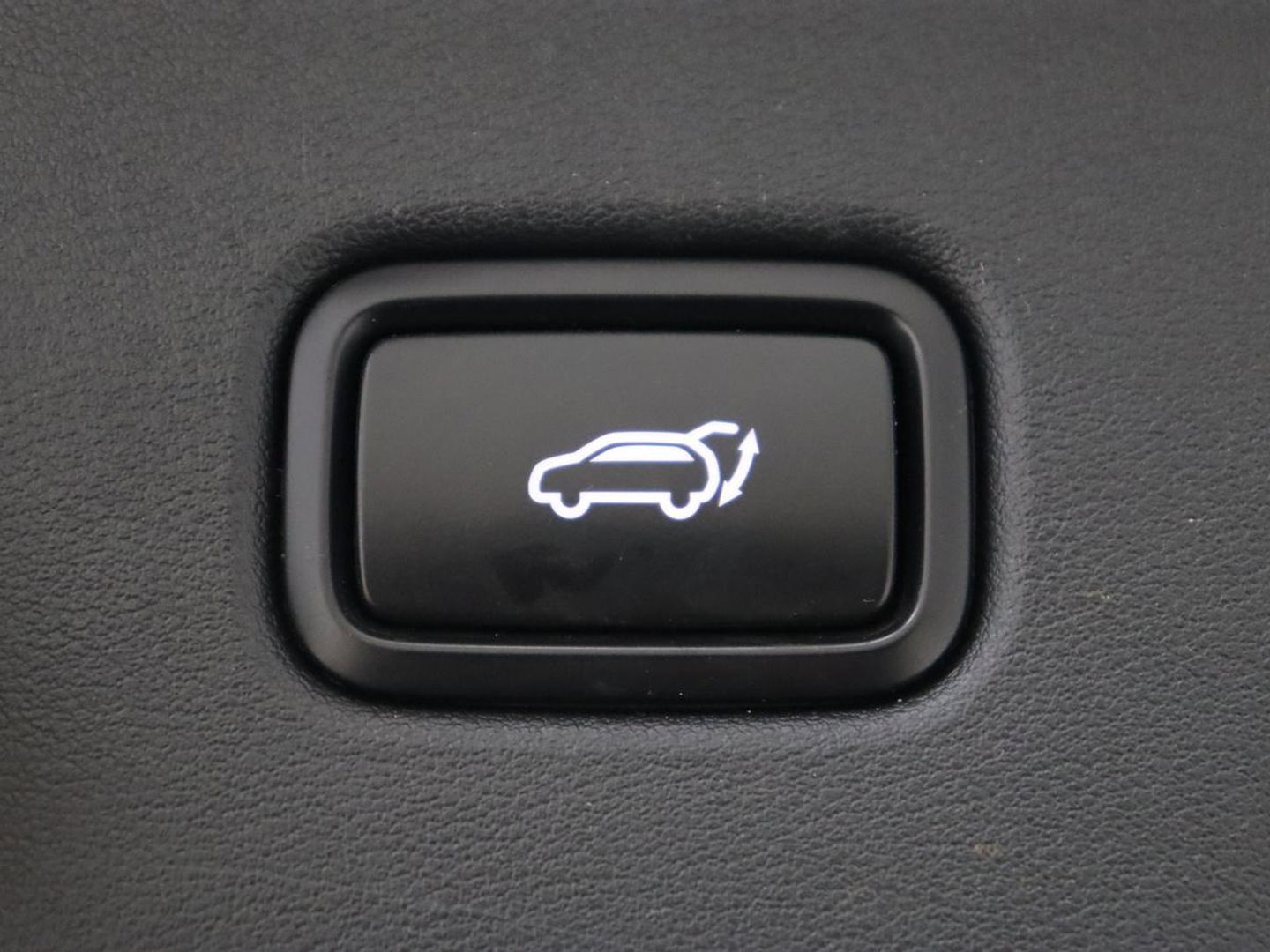 Kia Ev6 Plus 58 kWh | Stoelventilatie | Leder | Warmtepomp | Adaptive cruise | Carplay | Camera | Stoel & stuurverwarming | 19'' | Sfeerverlichting | Navigatie | Keyless