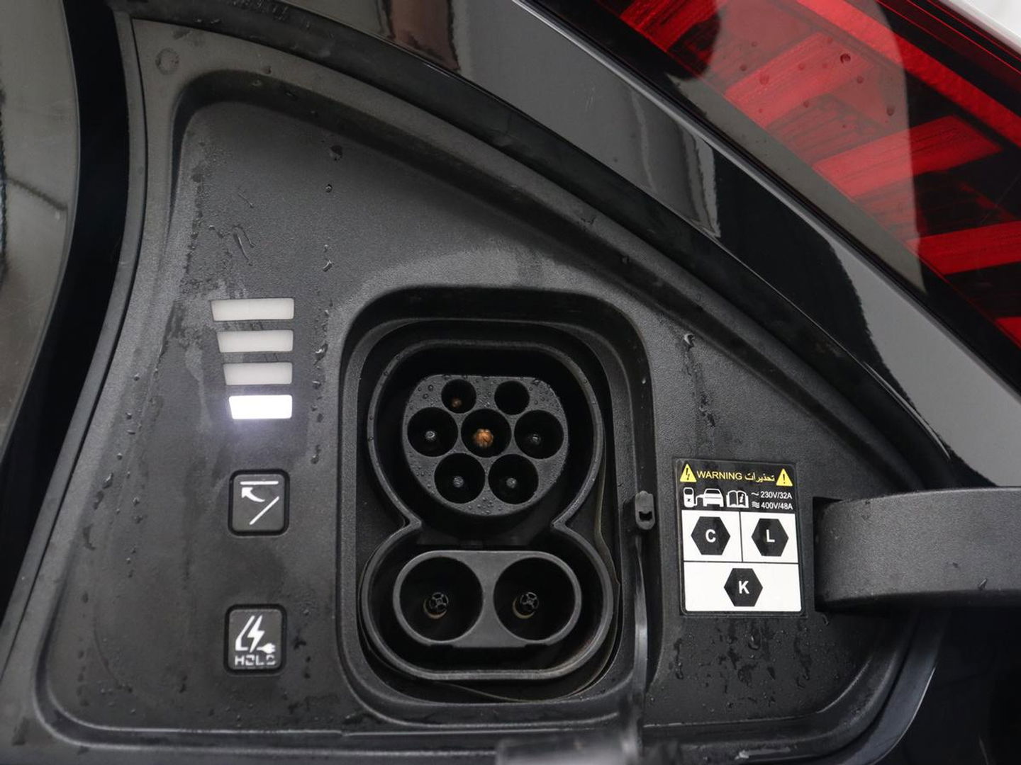 Kia Ev6 Plus 58 kWh | Stoelventilatie | Leder | Warmtepomp | Adaptive cruise | Carplay | Camera | Stoel & stuurverwarming | 19'' | Sfeerverlichting | Navigatie | Keyless