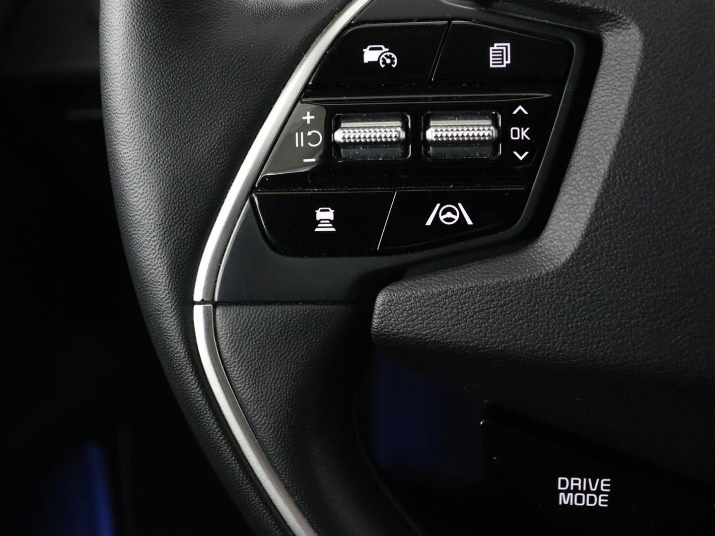 Kia Ev6 Plus 58 kWh | Stoelventilatie | Leder | Warmtepomp | Adaptive cruise | Carplay | Camera | Stoel & stuurverwarming | 19'' | Sfeerverlichting | Navigatie | Keyless