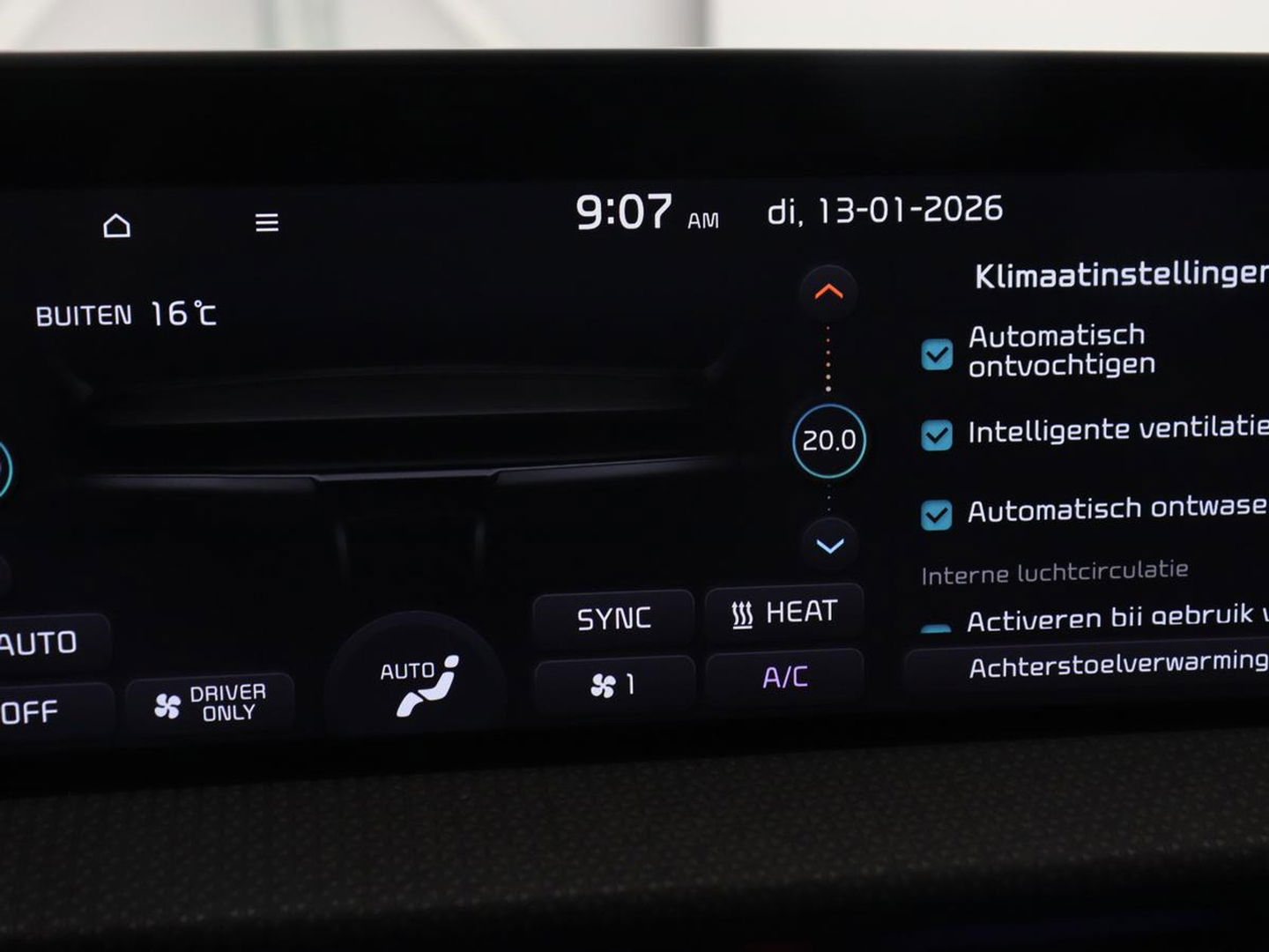 Kia Ev6 Plus 58 kWh | Stoelventilatie | Leder | Warmtepomp | Adaptive cruise | Carplay | Camera | Stoel & stuurverwarming | 19'' | Sfeerverlichting | Navigatie | Keyless