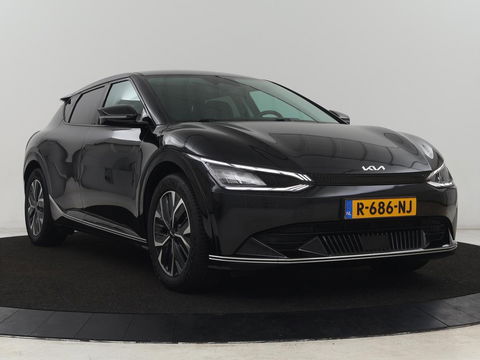 Kia Ev6 Plus 58 kWh | Stoelventilatie | Leder | Warmtepomp | Adaptive cruise | Carplay | Camera | Stoel & stuurverwarming | 19'' | Sfeerverlichting | Navigatie | Keyless