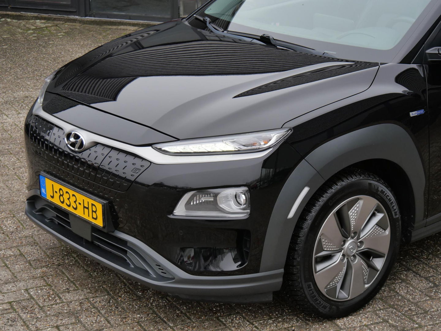 Hyundai KONA EV 64kWh PREMIUM/ LEER/ HEAD-UP/ BLINDSPOT/ KEYLESS/ SOH 100%