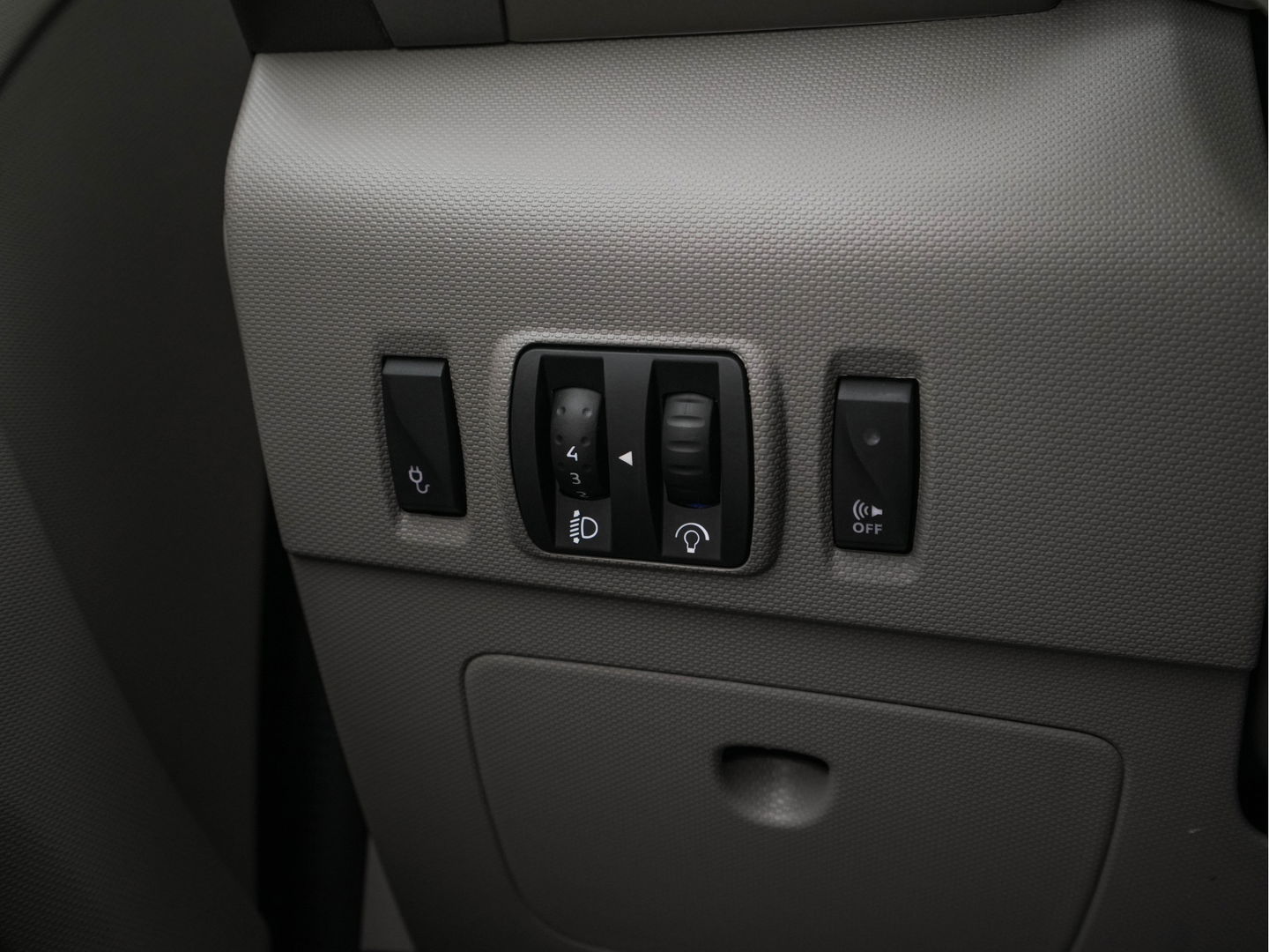 Renault ZOE R90 Bose 41 kWh (Inclusive-Battery) [ 3-Fase ] {SOH-85%} Aut.*LUXURY-LEATHER | BOSE-AUDIO | NAVI-FULLMAP | FULL-LED | DIGI-COCKPIT | CRUISE | ECC | PDC | PRIVACY-GLASS | HEATED-COMFORTSEATS | 16"ALU*