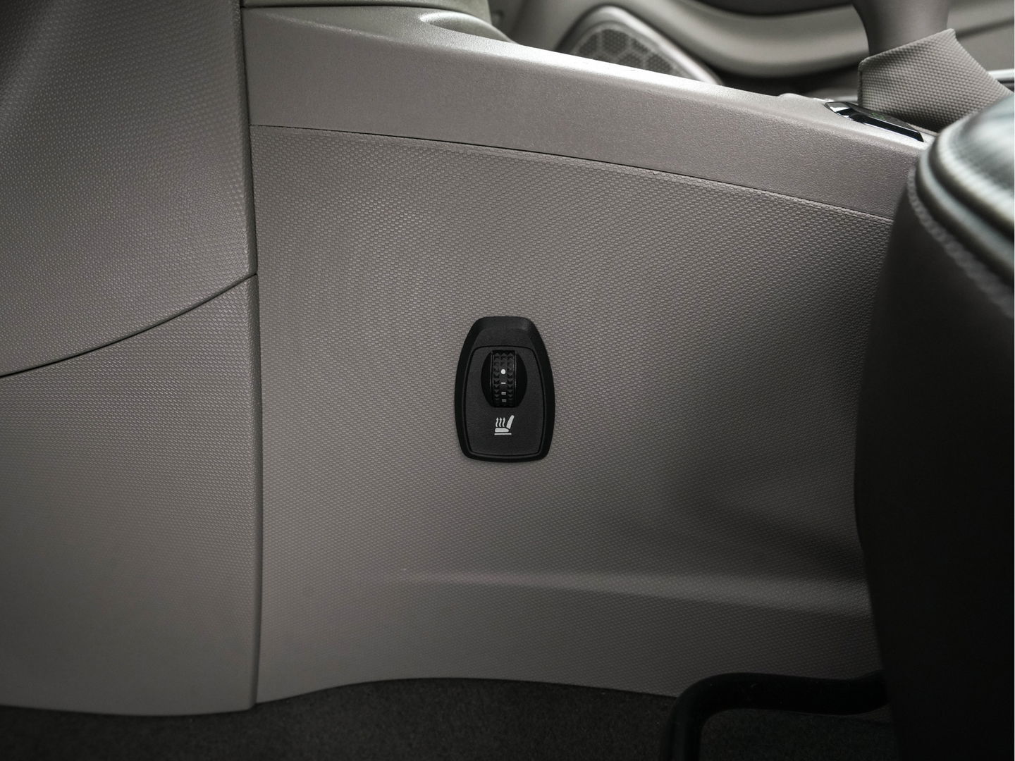 Renault ZOE R90 Bose 41 kWh (Inclusive-Battery) [ 3-Fase ] {SOH-85%} Aut.*LUXURY-LEATHER | BOSE-AUDIO | NAVI-FULLMAP | FULL-LED | DIGI-COCKPIT | CRUISE | ECC | PDC | PRIVACY-GLASS | HEATED-COMFORTSEATS | 16"ALU*