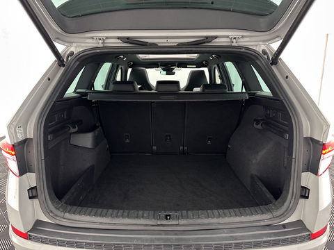 Škoda Kodiaq 1.5 TSI Sportline Business (INCL.BTW) Aut. *PANO | LEATHER-MICROFIBRE | FULL-LED | ADAPTIVE-CRUISE | BLIND-SPOT | MEMORY-PACK | DIGI-COCKPIT | NAVI-FULLMAP | CAMERA | DAB+ | AMBIENT-LIGHT | KEYLESS | CANTON-SOUND | DAB