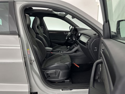 Škoda Kodiaq 1.5 TSI Sportline Business (INCL.BTW) Aut. *PANO | LEATHER-MICROFIBRE | FULL-LED | ADAPTIVE-CRUISE | BLIND-SPOT | MEMORY-PACK | DIGI-COCKPIT | NAVI-FULLMAP | CAMERA | DAB+ | AMBIENT-LIGHT | KEYLESS | CANTON-SOUND | DAB