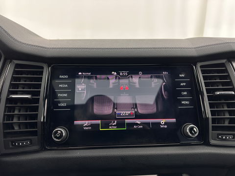 Škoda Kodiaq 1.5 TSI Sportline Business (INCL.BTW) Aut. *PANO | LEATHER-MICROFIBRE | FULL-LED | ADAPTIVE-CRUISE | BLIND-SPOT | MEMORY-PACK | DIGI-COCKPIT | NAVI-FULLMAP | CAMERA | DAB+ | AMBIENT-LIGHT | KEYLESS | CANTON-SOUND | DAB