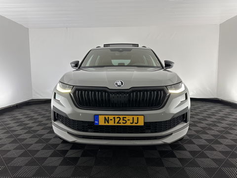 Škoda Kodiaq 1.5 TSI Sportline Business (INCL.BTW) Aut. *PANO | LEATHER-MICROFIBRE | FULL-LED | ADAPTIVE-CRUISE | BLIND-SPOT | MEMORY-PACK | DIGI-COCKPIT | NAVI-FULLMAP | CAMERA | DAB+ | AMBIENT-LIGHT | KEYLESS | CANTON-SOUND | DAB